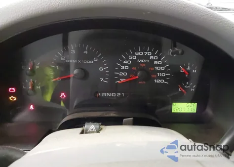 2005 Ford F-150 Xl/Xlt z USA, uszkodzony, nr VIN 1FTPF12575NA35883